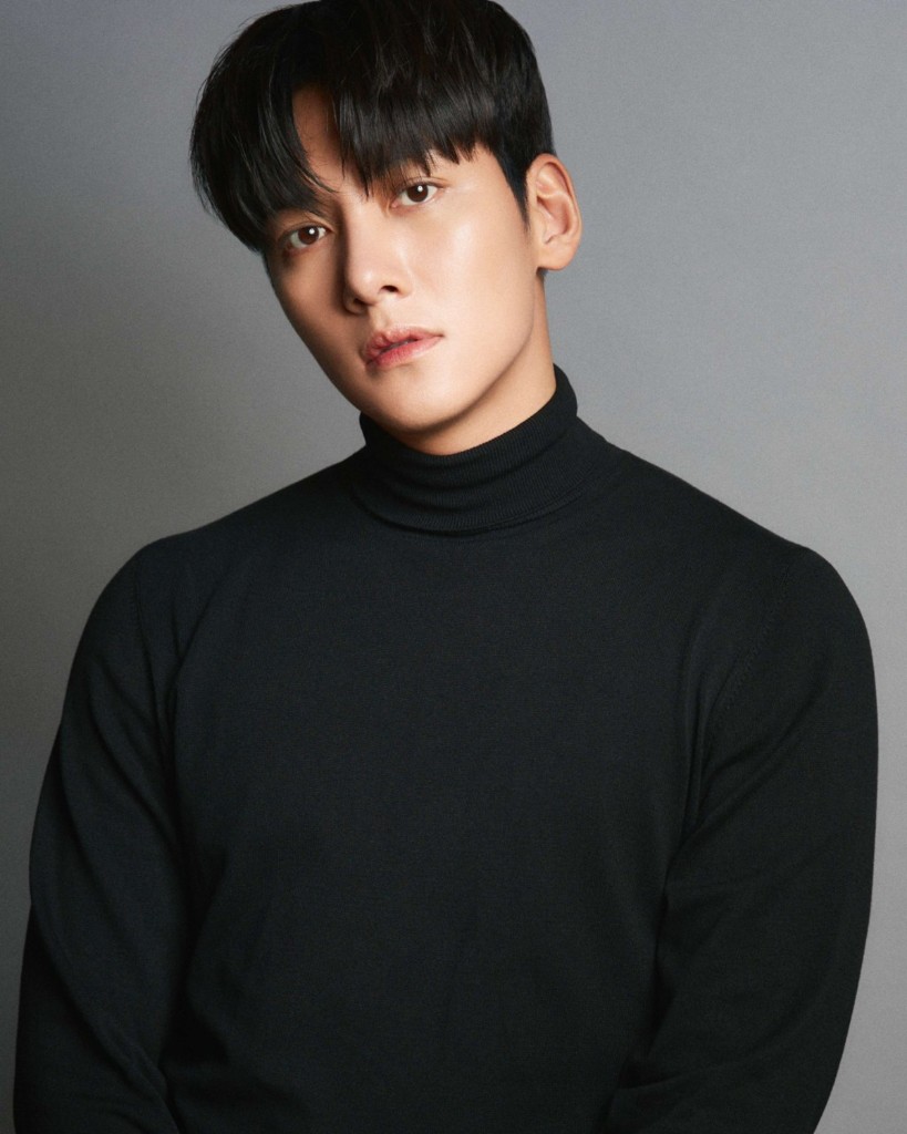 지창욱
